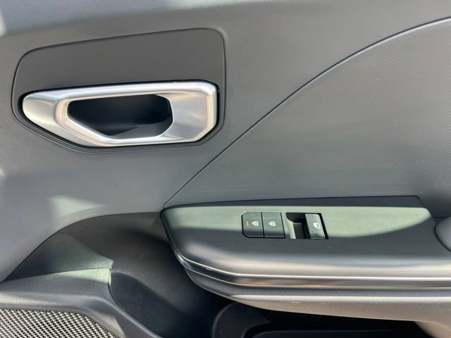 Certified 2025 Kia K4 FWD image 31