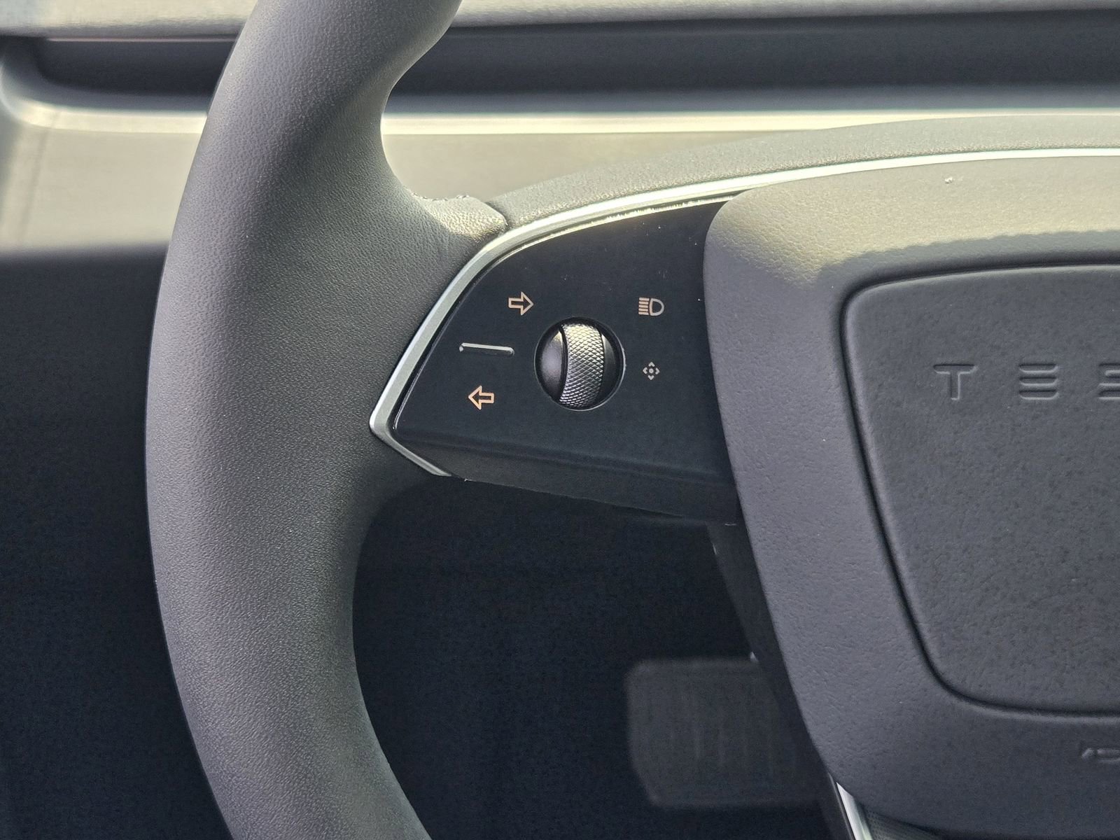 Used 2024 Tesla Model 3 Long Range RWD image 25