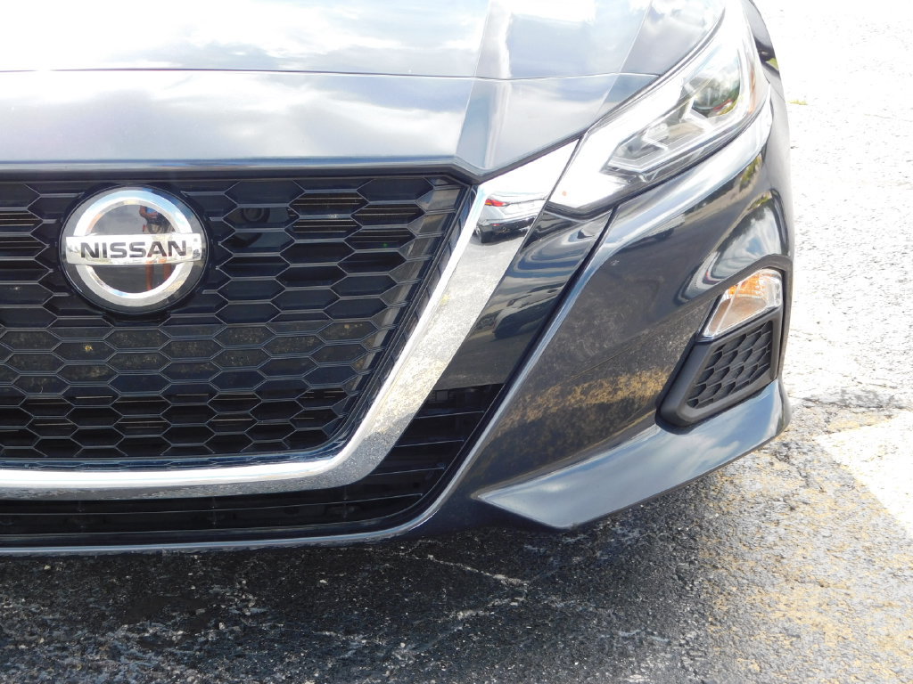 Used 2022 Nissan Altima 2.5 SV AWD/4WD image 9