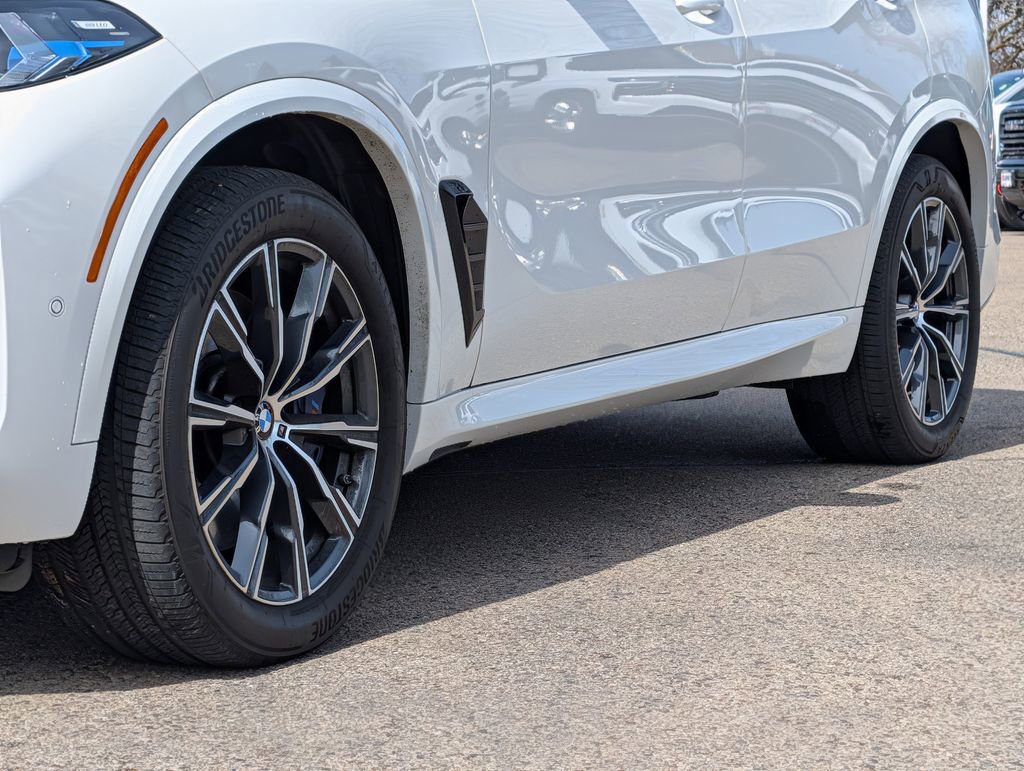 Used 2026 BMW X5 M60i image 5