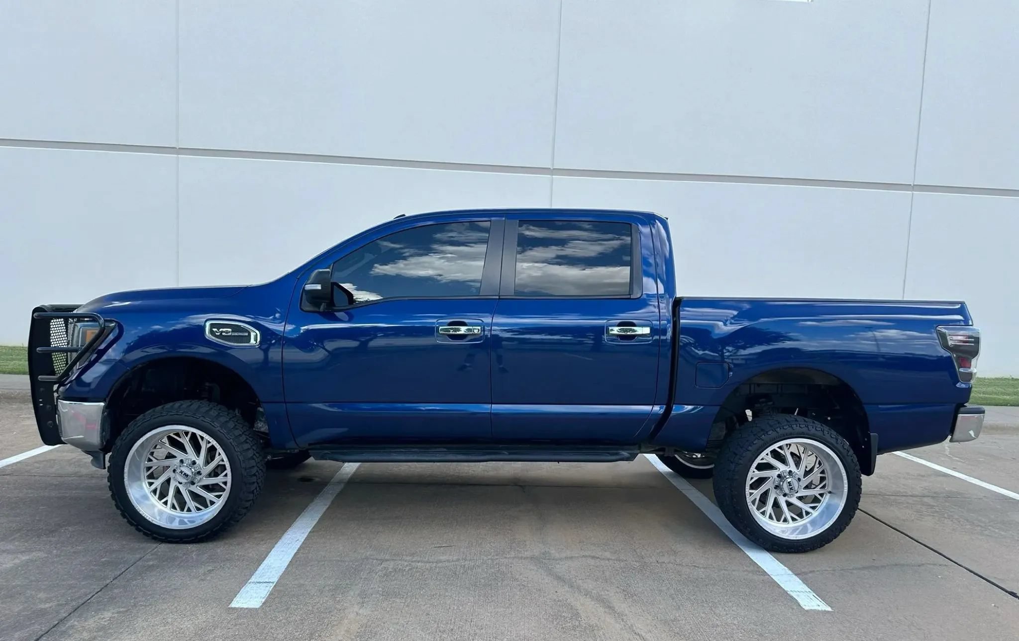 Used 2017 Nissan Titan SV