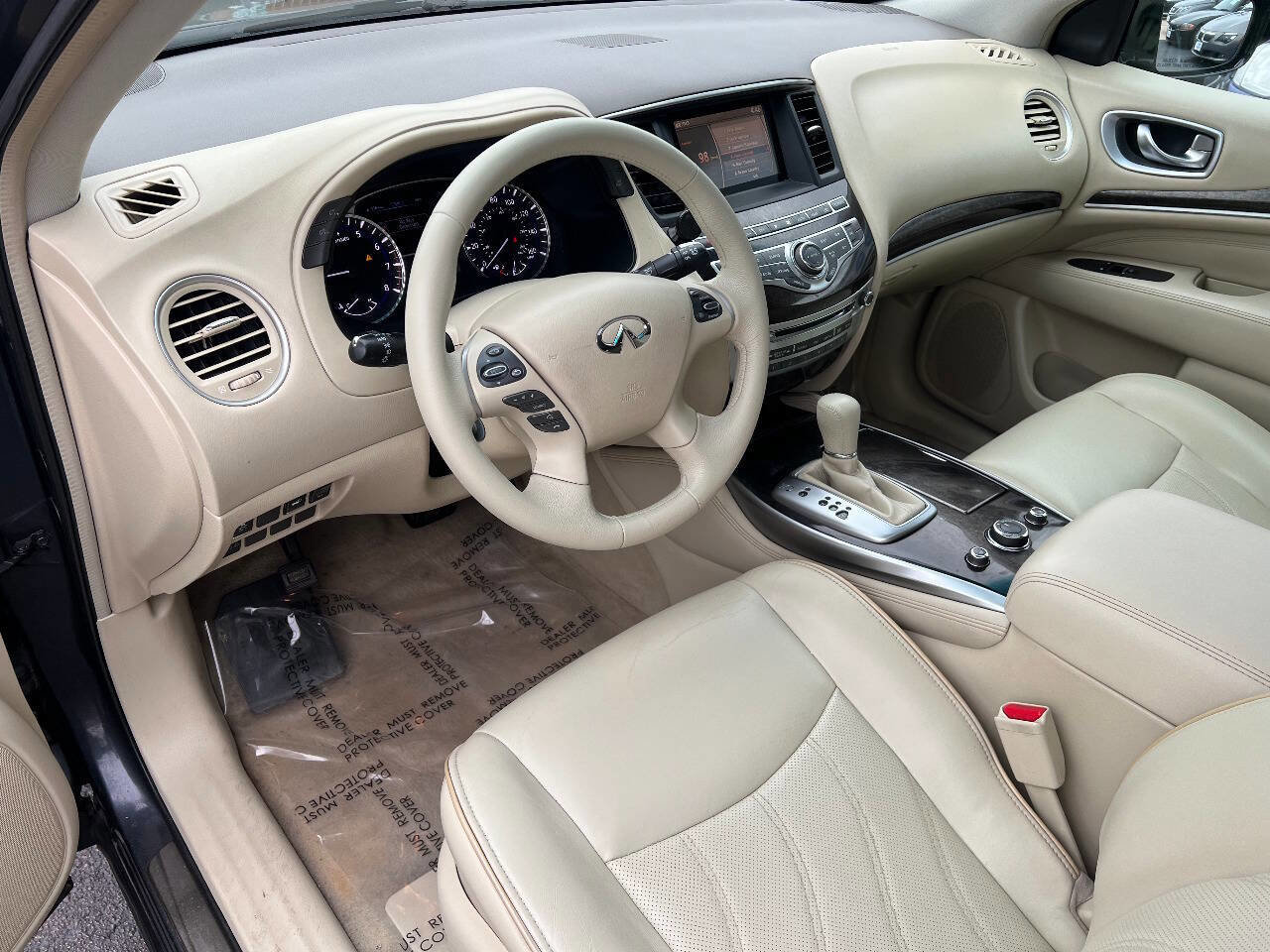 Used 2013 INFINITI JX35 Base AWD 4dr SUV w/ Cargo Pkg image 18