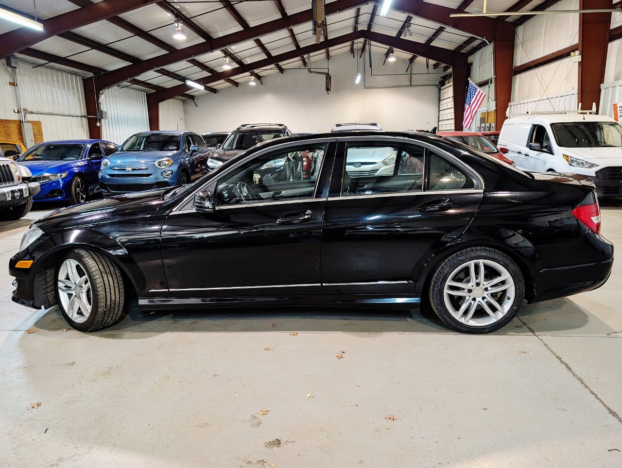 Used 2013 Mercedes-Benz C 300 4MATIC Sedan image 7