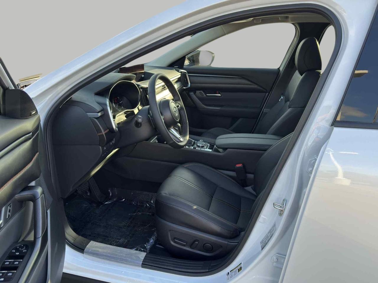 New 2025 MAZDA CX-50 AWD 2.5 Turbo w/ Weather Package image 10