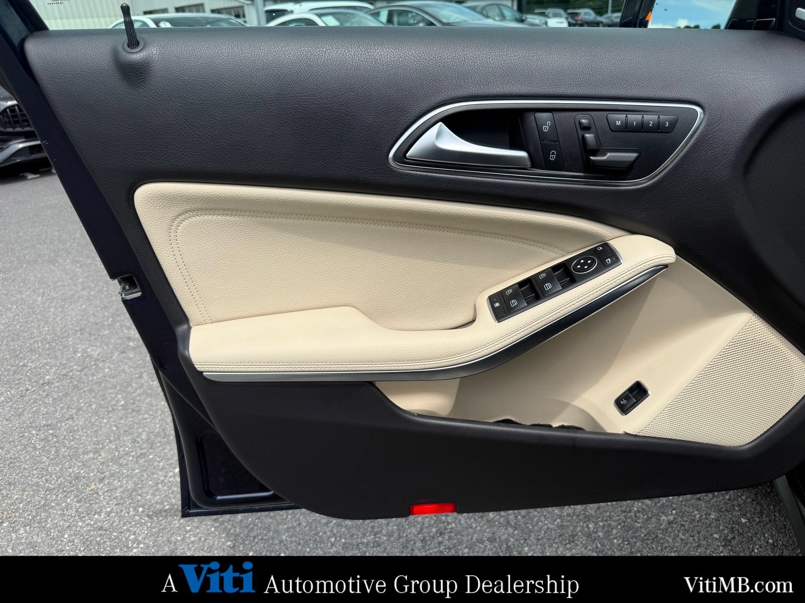 Used 2017 Mercedes-Benz GLA 250 4MATIC image 16