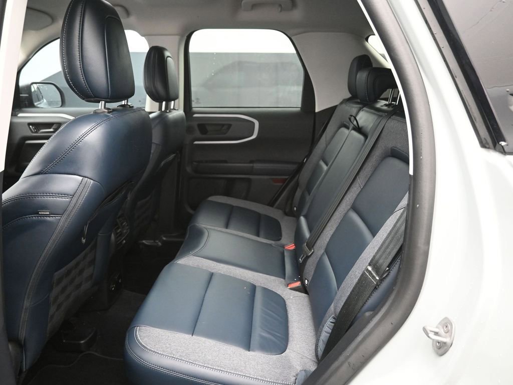 Used 2023 Ford Bronco Sport Outer Banks w/ Tech Package image 2
