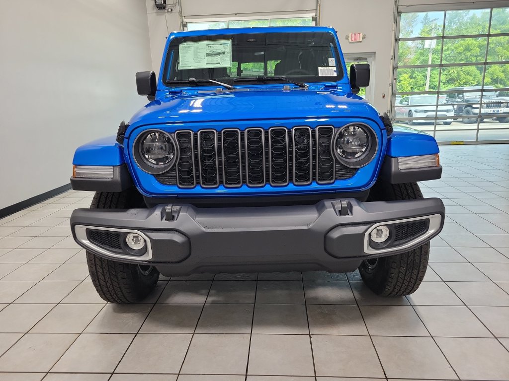 New 2026 Jeep Gladiator Sport AWD/4WD image 2