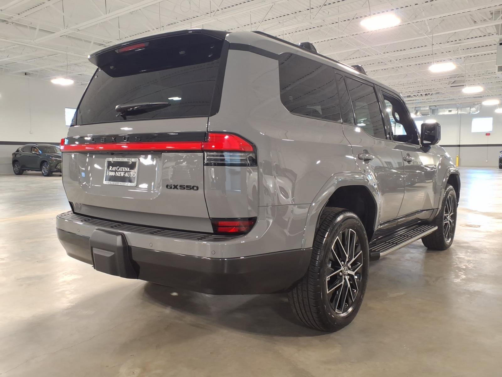 New 2026 Lexus GX 550 w/ Accessory Package (2T) image 16