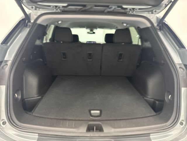 Used 2024 Chevrolet Blazer LT w/ Convenience Package FWD image 25