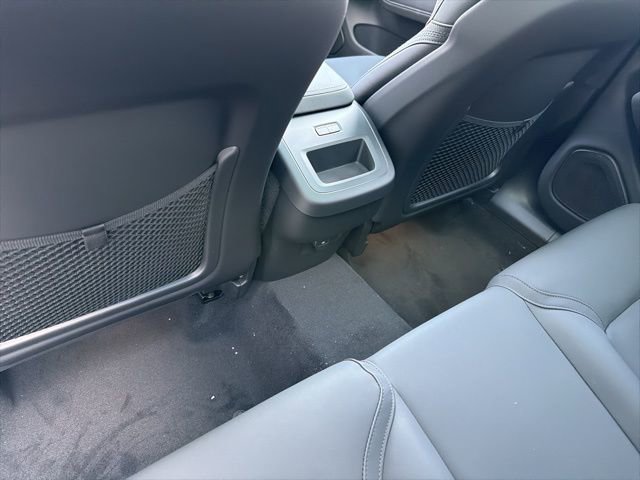 New 2026 Volvo XC60 B5 Plus w/ Climate Package AWD/4WD image 9