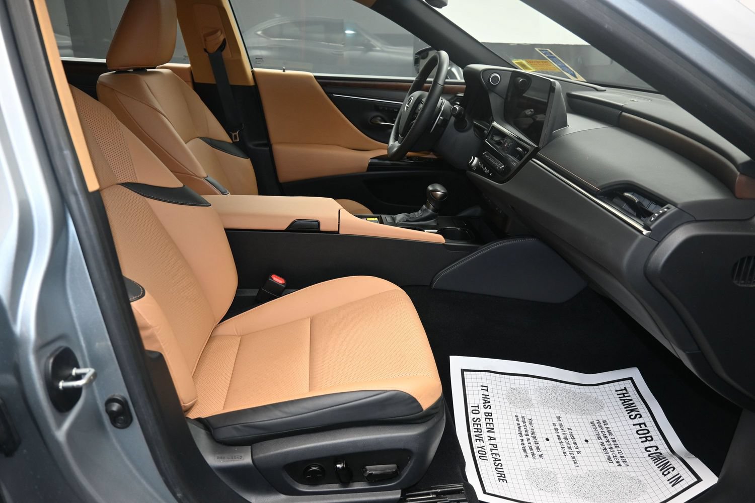 Used 2023 Lexus ES 250 w/ Premium Package AWD/4WD image 19