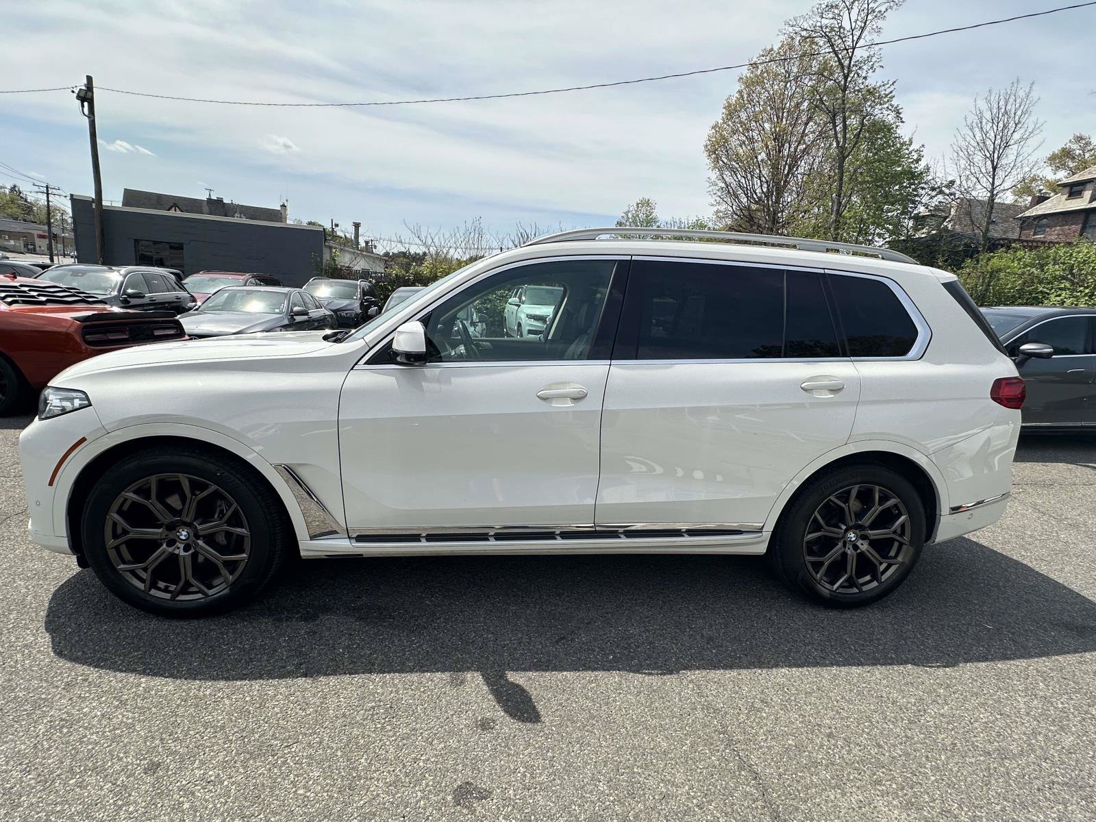 Used 2019 BMW X7 xDrive40i w/ Premium Package AWD/4WD image 6