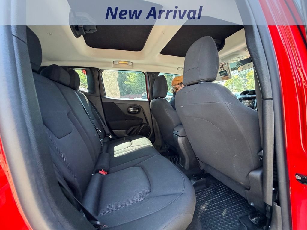 Used 2015 Jeep Renegade Sport w/ Power & Air Group FWD image 6
