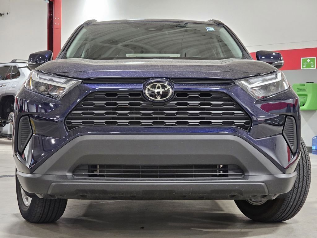 Used 2023 Toyota RAV4 XLE w/ Convenience Package AWD/4WD image 13