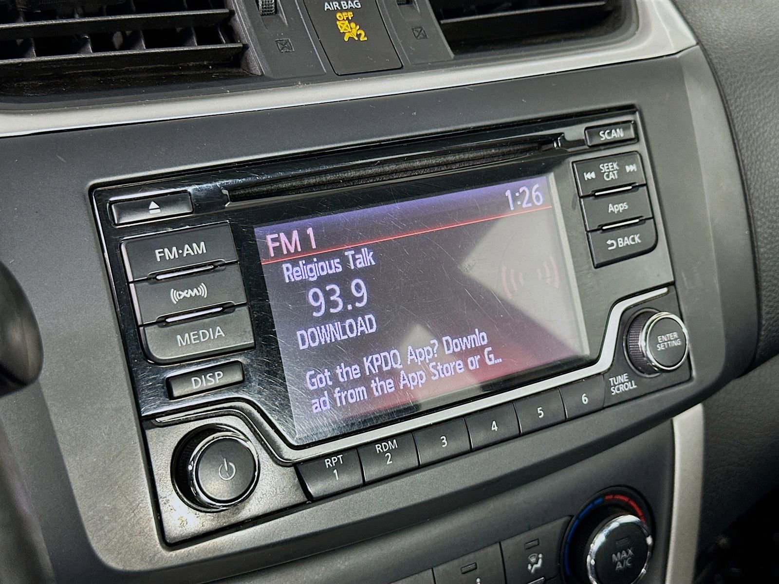 Used 2015 Nissan Sentra SV FWD image 14