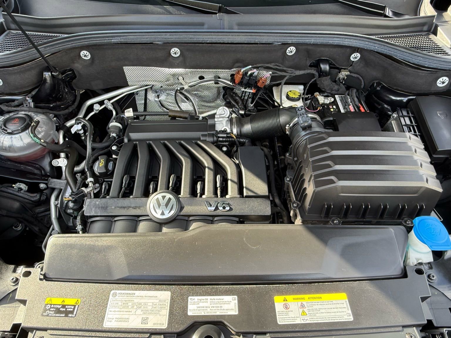 Used 2023 Volkswagen Atlas SE w/ Black Wheel Package image 35