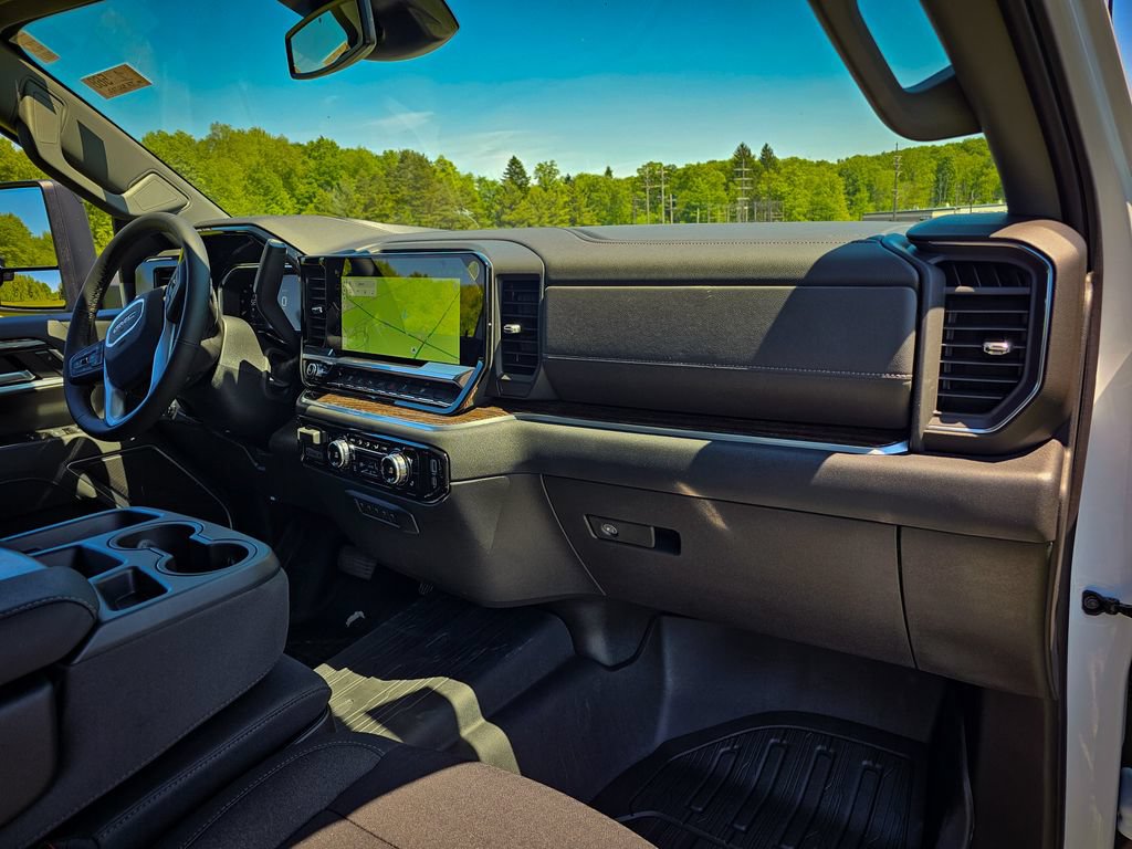 New 2026 GMC Sierra 3500 SLE w/ SLE Value Package AWD/4WD image 43