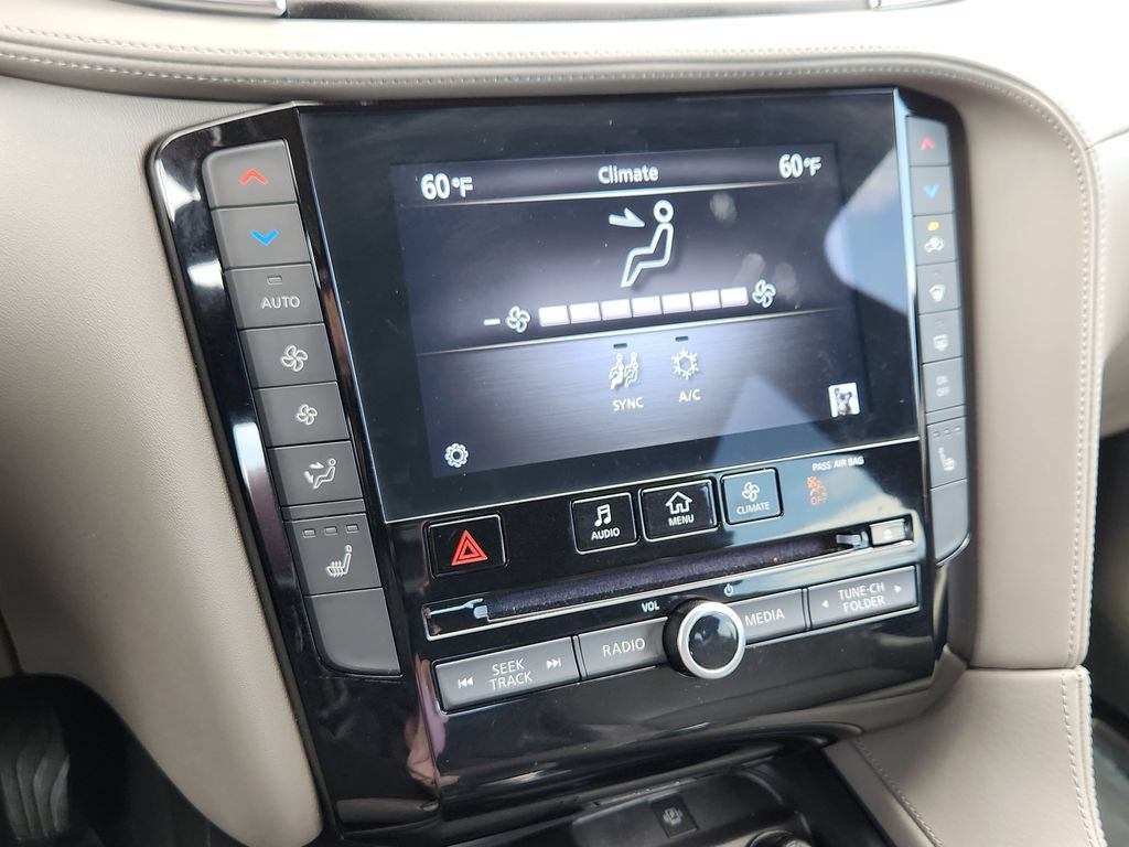 Used 2024 INFINITI QX50 Luxe AWD/4WD image 10