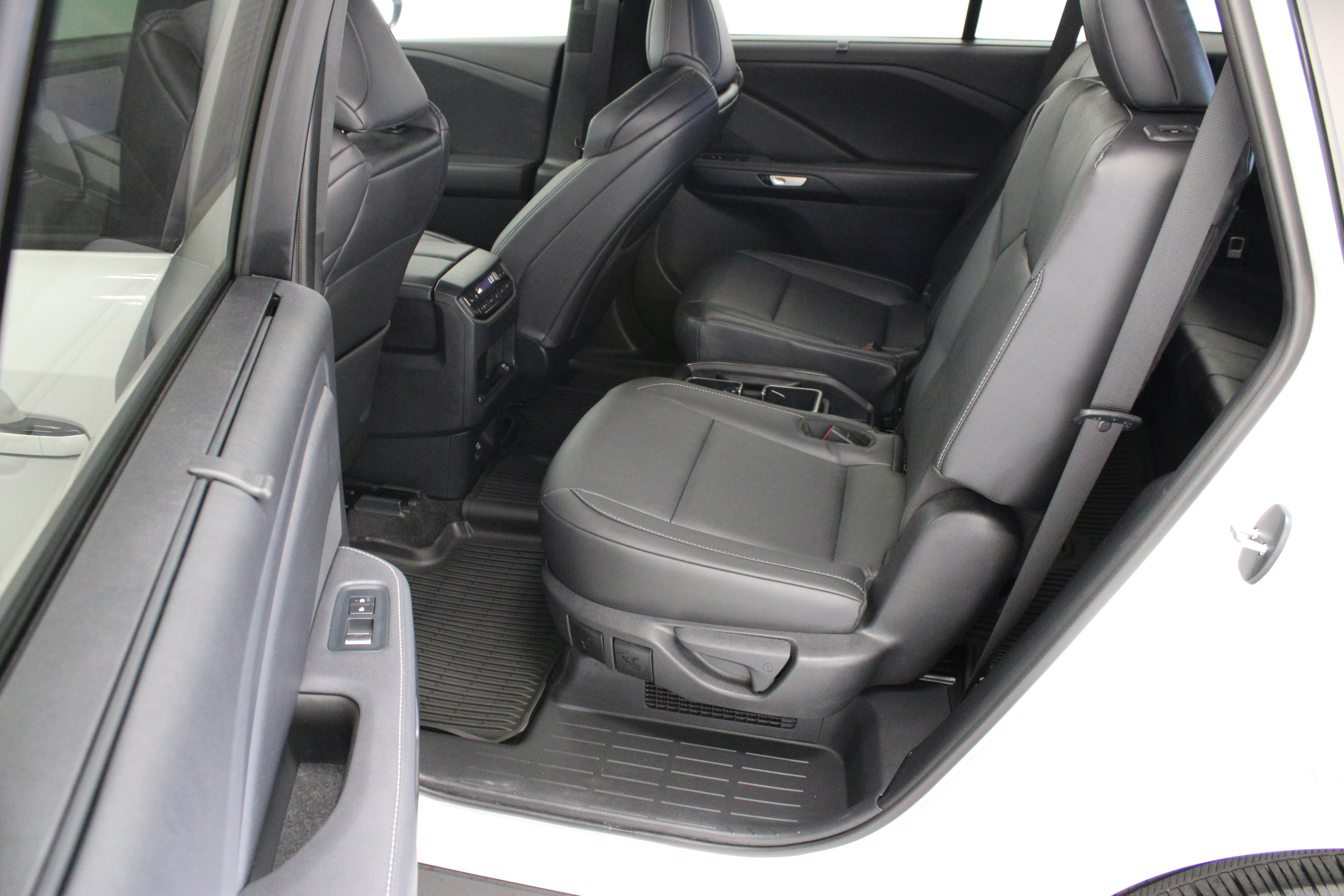Used 2026 Lexus TX 500h AWD w/ Technology Package image 26