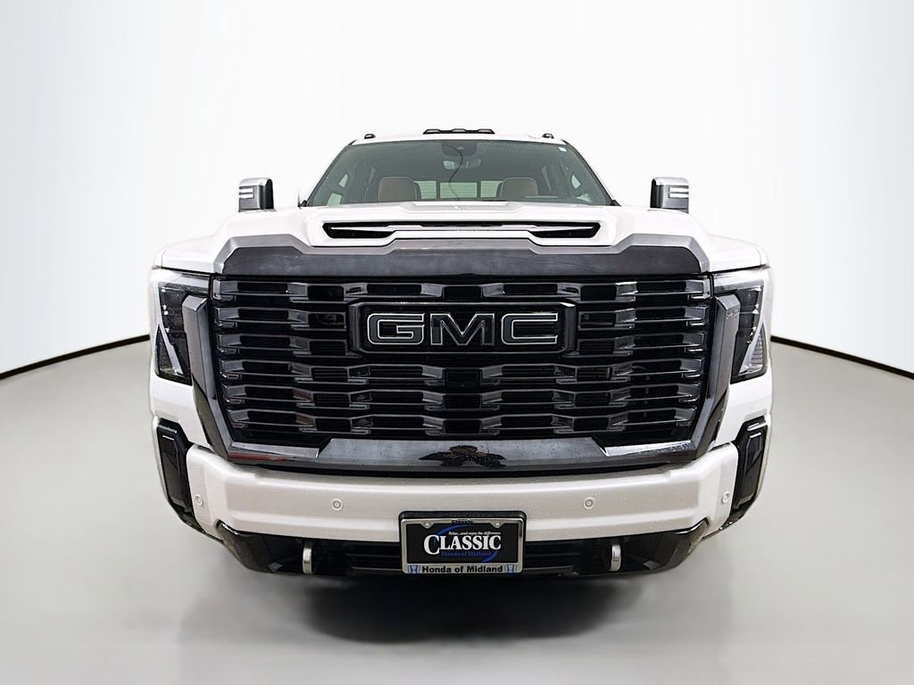 Used 2024 GMC Sierra 2500 Denali Ultimate image 2
