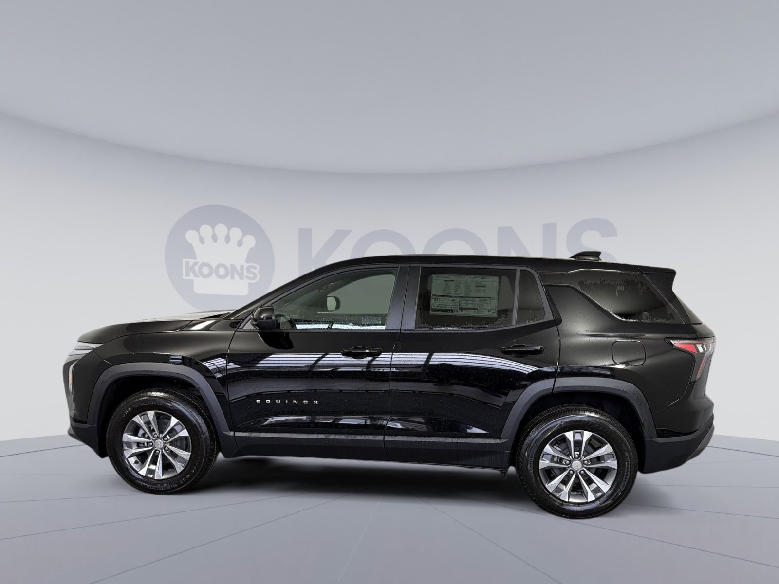 New 2026 Chevrolet Equinox LT FWD image 2