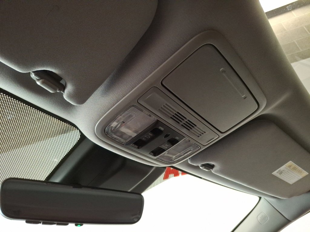 Used 2018 Honda Odyssey EX-L image 26