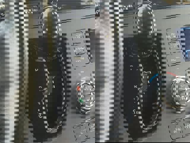 Used 2020 Toyota Sienna XLE image 33