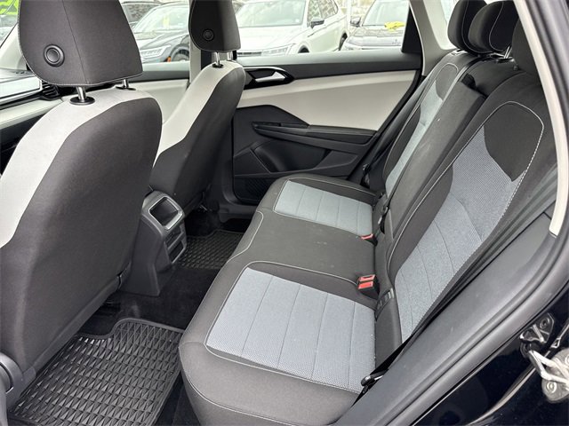 Used 2025 Volkswagen Taos S image 34