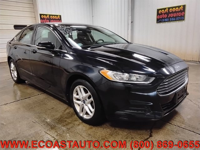 Used 2014 Ford Fusion SE image 2