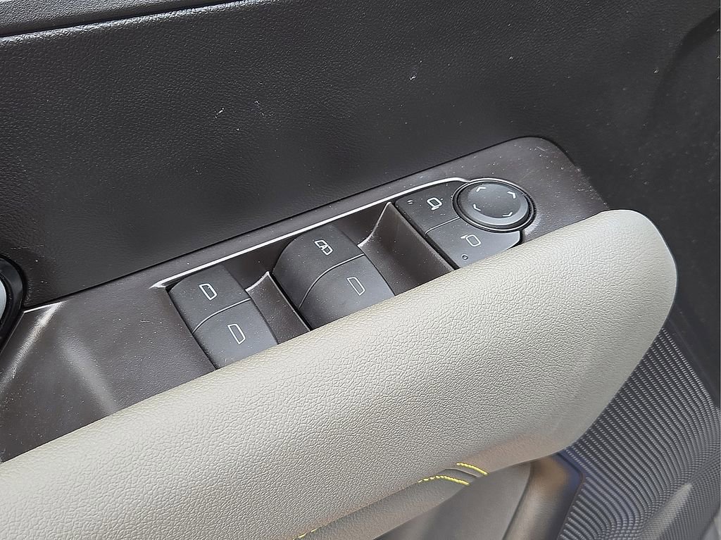 Used 2026 Chevrolet Colorado ZR2 w/ Technology Package image 21