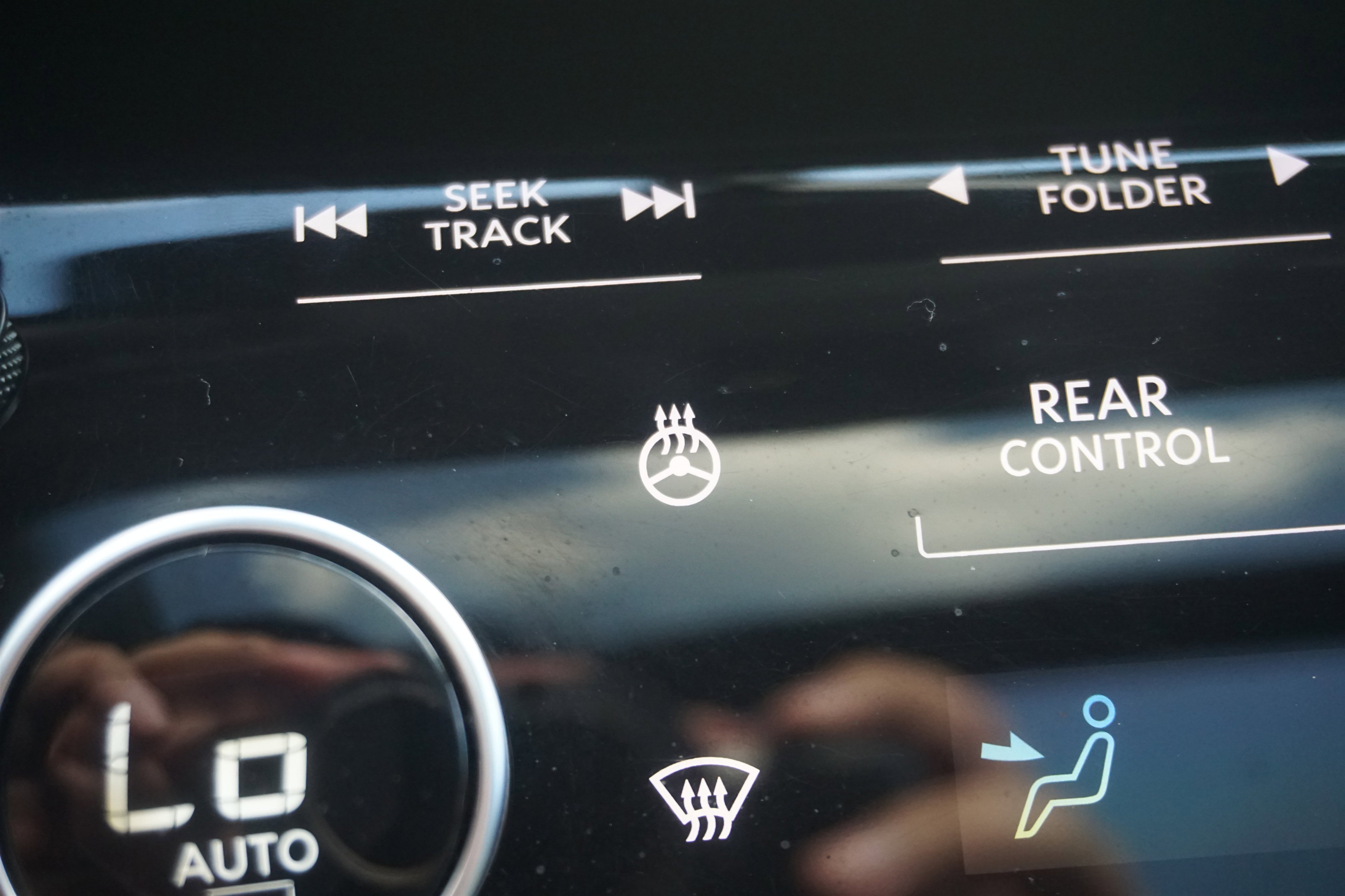 Used 2022 INFINITI QX60 Luxe w/ Vision Package image 35