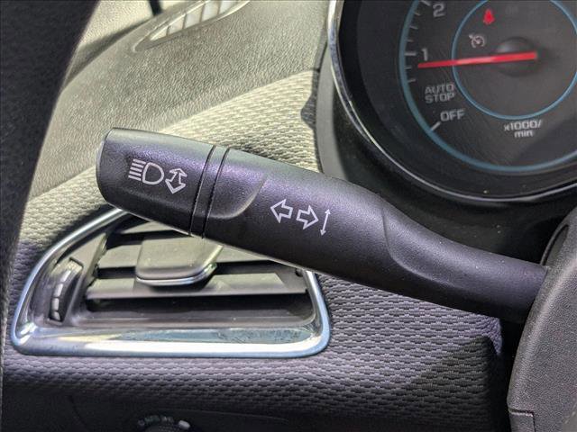 Used 2018 Chevrolet Cruze LT image 13