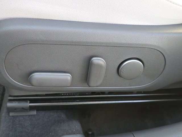 Certified 2024 Hyundai Kona SEL w/ Convenience Package image 6