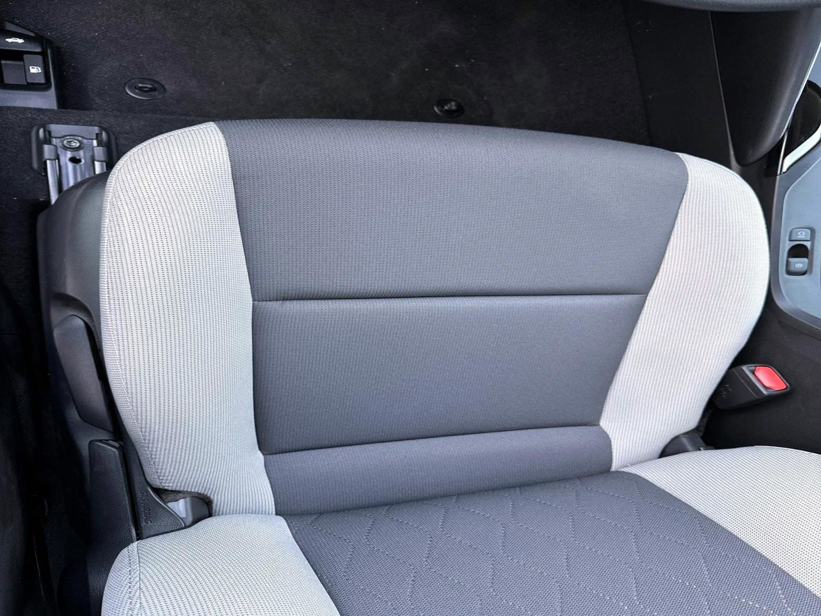 Used 2026 Toyota Corolla LE image 9