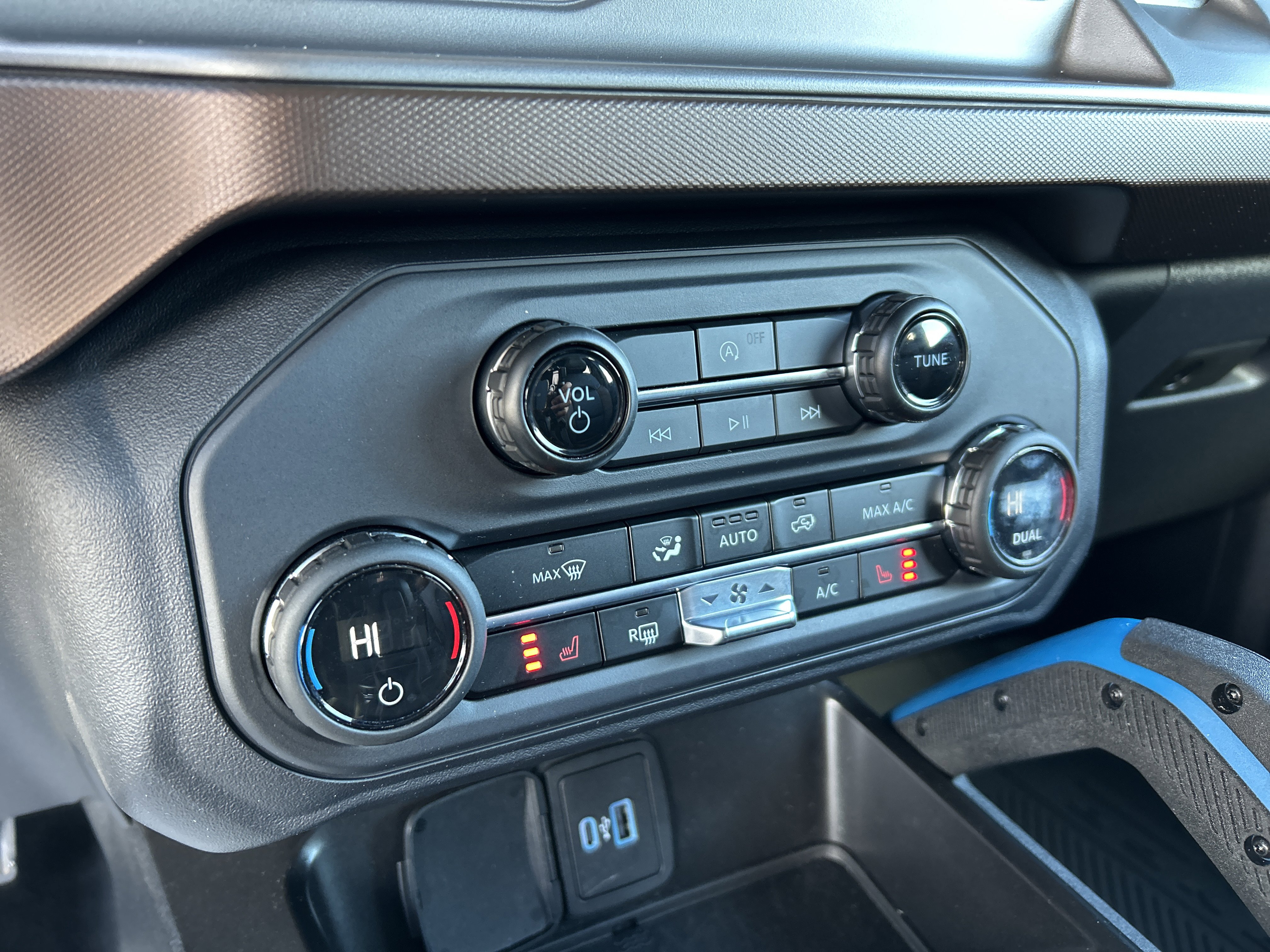 Used 2023 Ford Bronco Outer Banks image 20