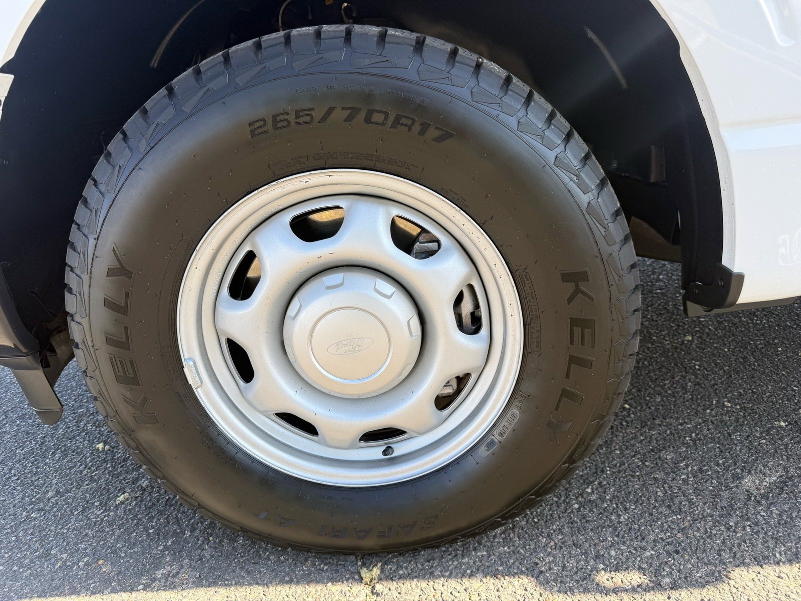 Used 2022 Ford F150 XL w/ Trailer Tow Package image 9