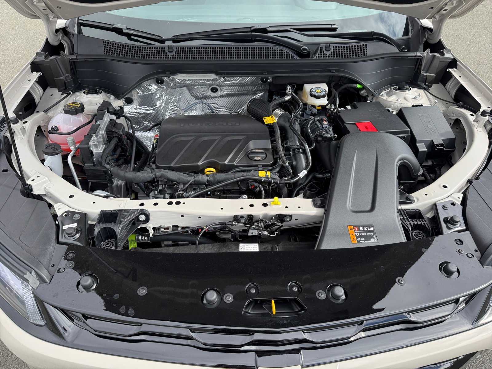 New 2026 Chevrolet Trax ACTIV w/ Sunroof Package FWD image 20