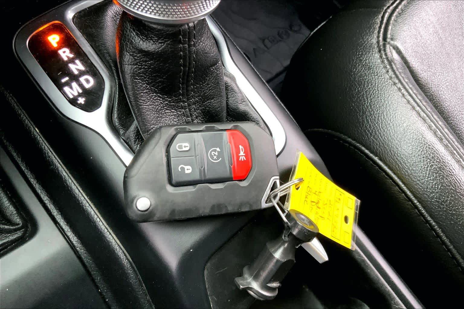 Used 2021 Jeep Gladiator Sport AWD/4WD image 14