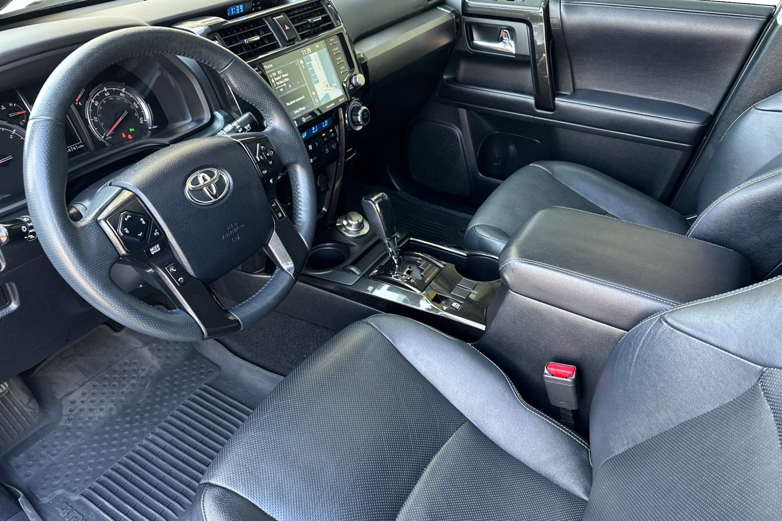 Used 2021 Toyota 4Runner Nightshade AWD/4WD image 10
