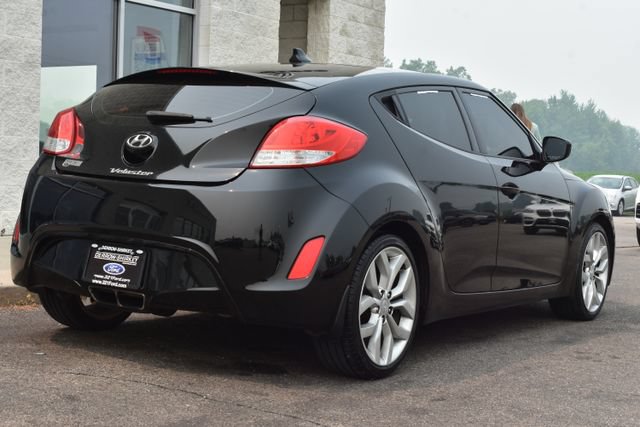 Used 2012 Hyundai Veloster w/ Style Pkg FWD image 14