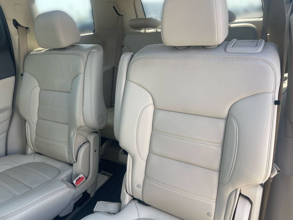 Used 2021 GMC Acadia Denali FWD image 26