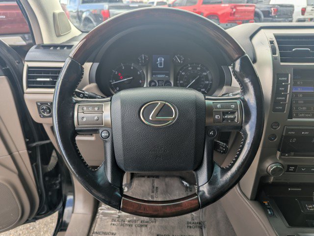 Used 2018 Lexus GX 460 Premium w/ Premium Package AWD/4WD image 13