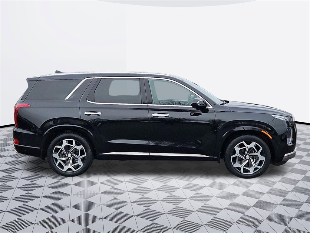 Used 2022 Hyundai Palisade Calligraphy w/ Winter Package image 7