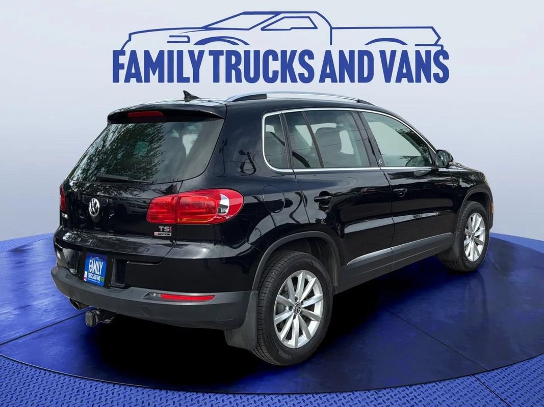 Used 2017 Volkswagen Tiguan Wolfsburg Edition AWD/4WD image 5