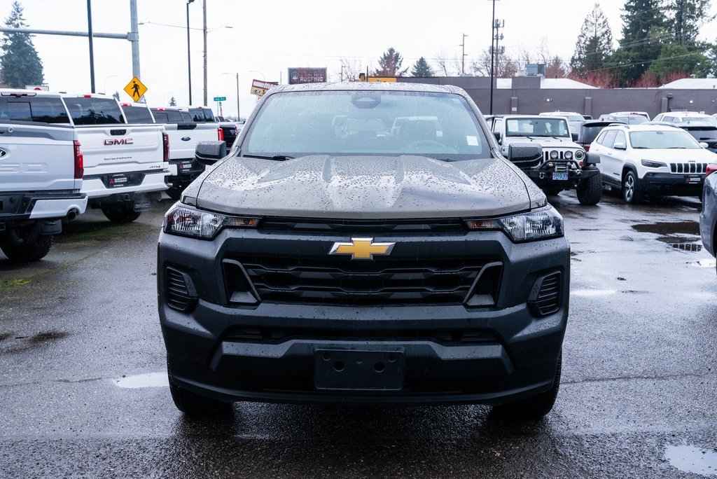 Used 2023 Chevrolet Colorado W/T image 2