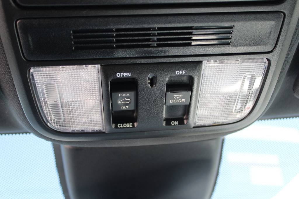 Used 2021 Honda Odyssey LX image 22