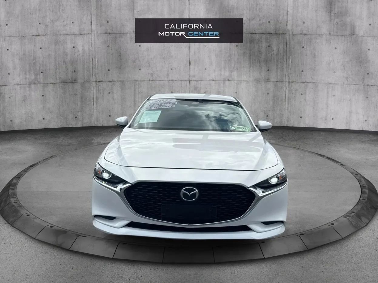 Used 2022 MAZDA MAZDA3 s FWD image 2