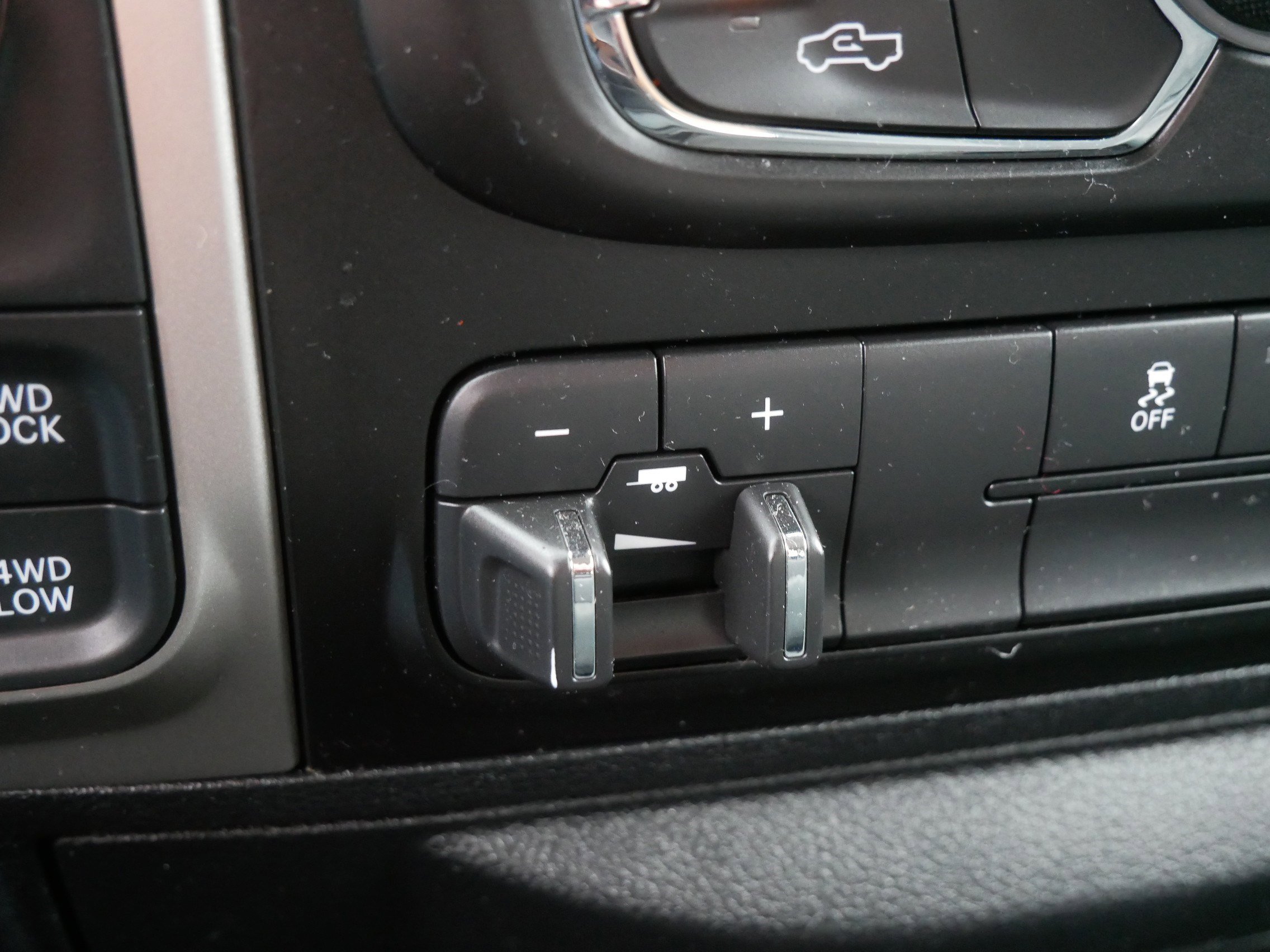 Certified 2018 RAM 1500 Big Horn image 30