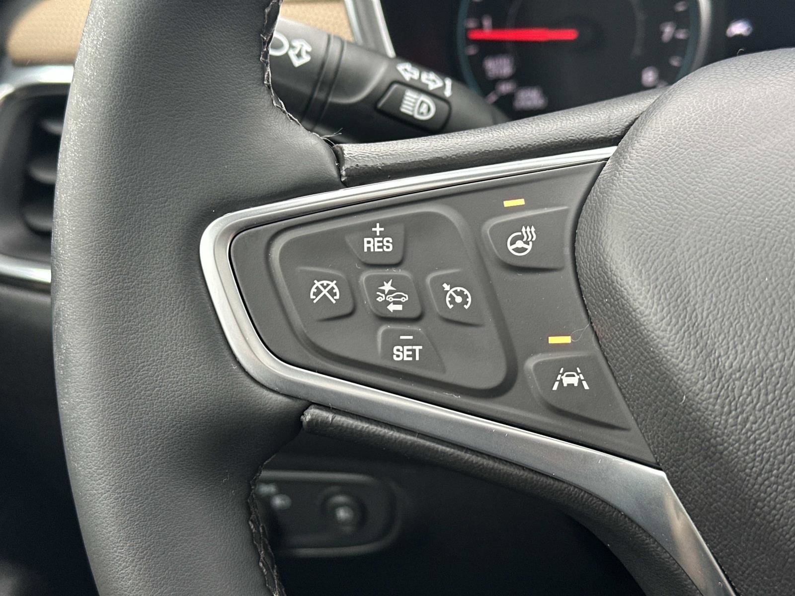 Certified 2023 Chevrolet Equinox Premier image 24