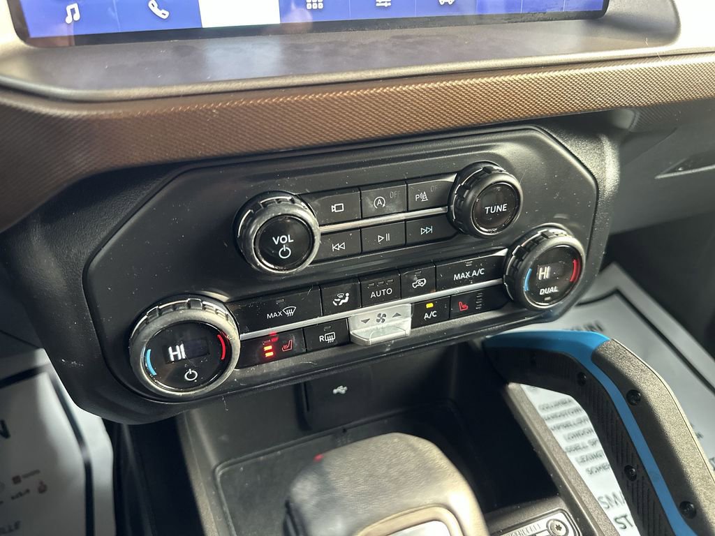 Used 2023 Ford Bronco Outer Banks image 19